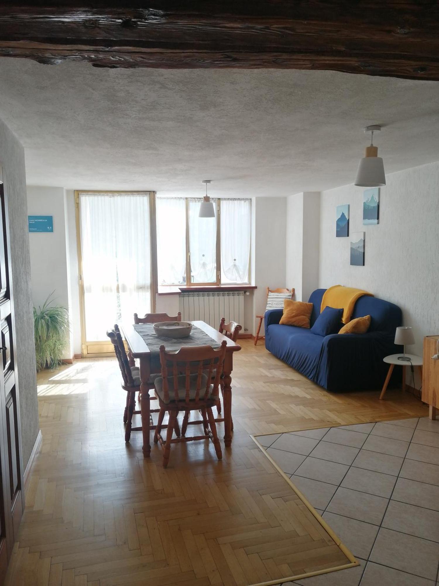 Casa Vacanze A La Salle Kültér fotó