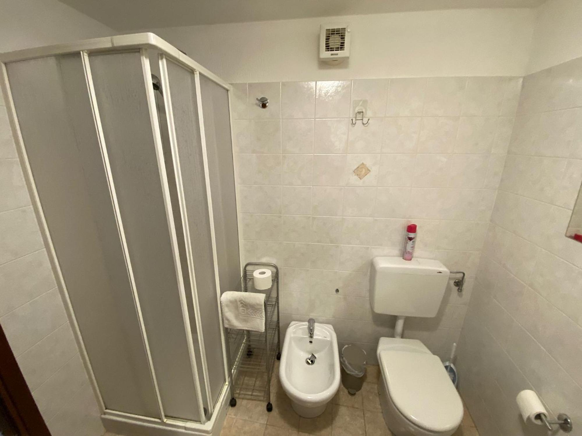 Casa Vacanze A La Salle Kültér fotó