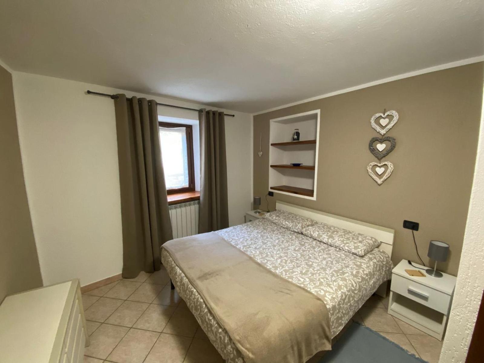 Casa Vacanze A La Salle Kültér fotó