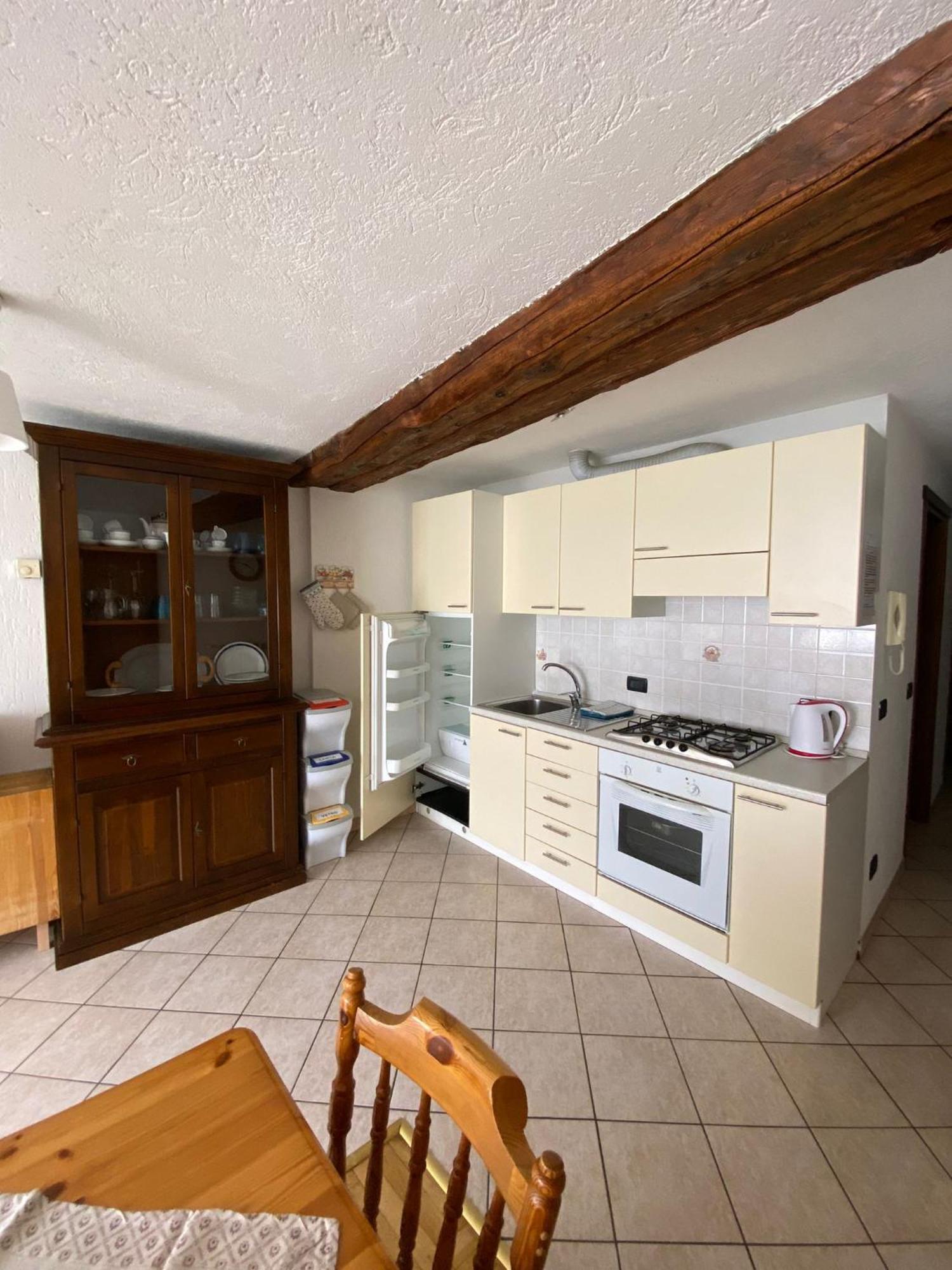Casa Vacanze A La Salle Kültér fotó