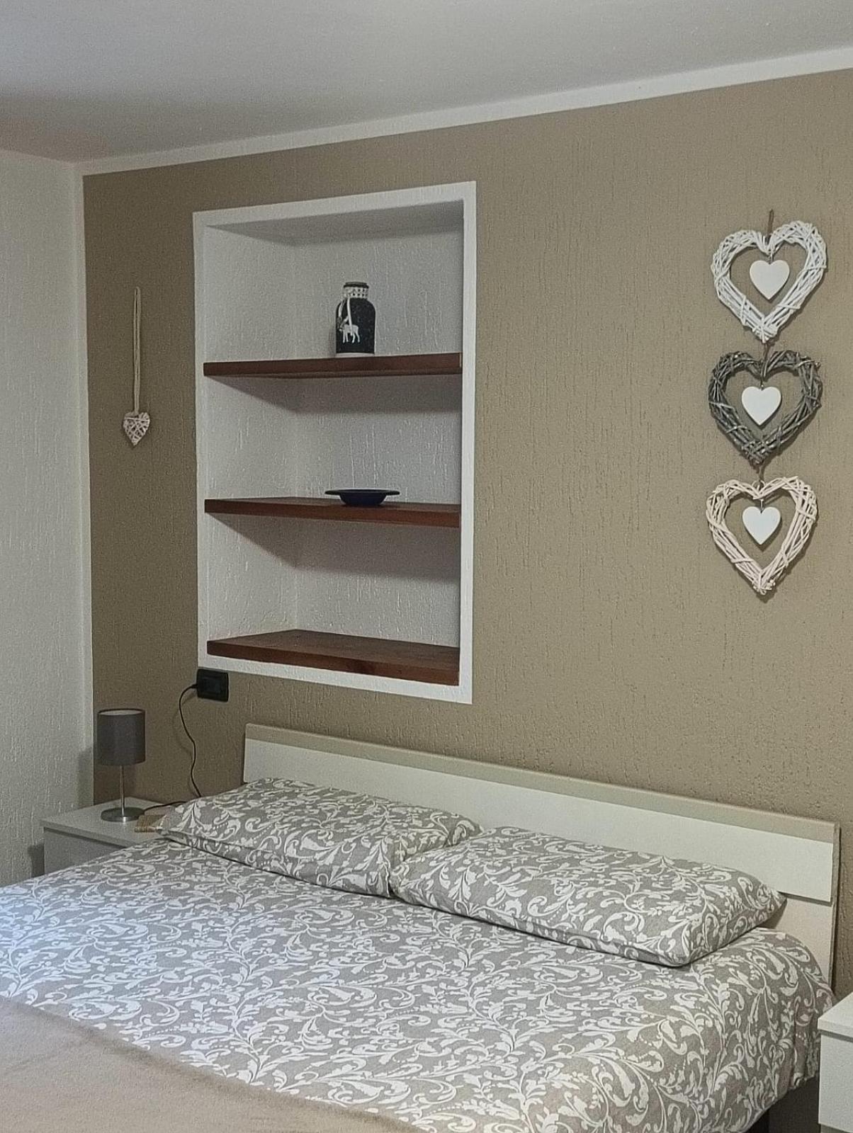 Casa Vacanze A La Salle Kültér fotó